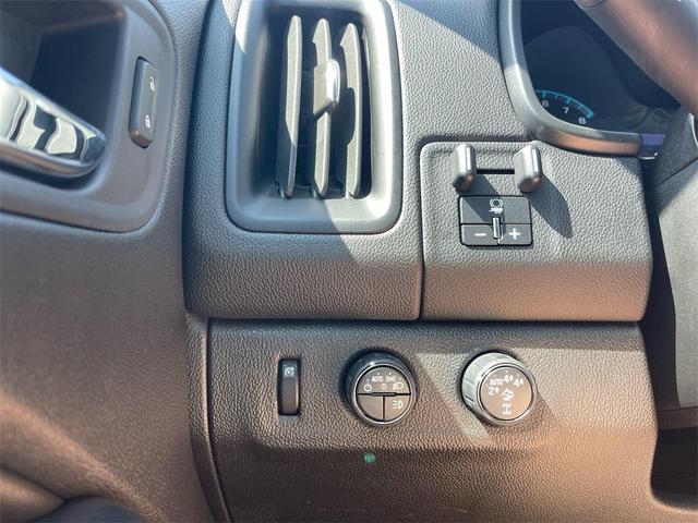 Photo of 2020 Black Chevrolet Colorado