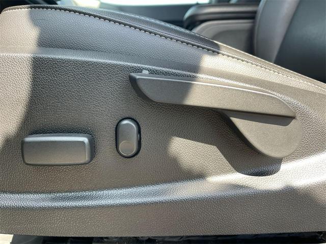 Photo of 2020 Black Chevrolet Colorado