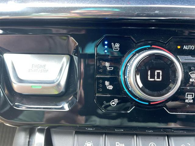 Photo of 2024 White Frost Tricoat GMC Sierra 1500