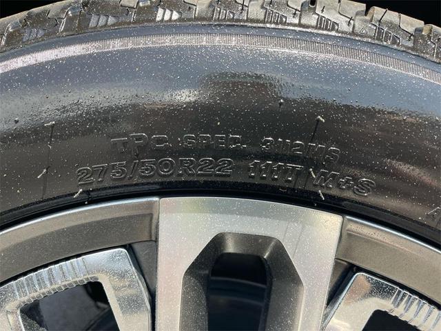 Photo of 2024 White Frost Tricoat GMC Sierra 1500