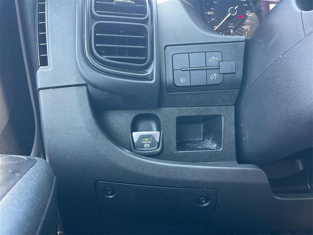 Photo of 2023 Bright White Clearcoat RAM ProMaster 2500