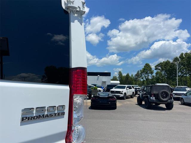 Photo of 2023 Bright White Clearcoat RAM ProMaster 2500