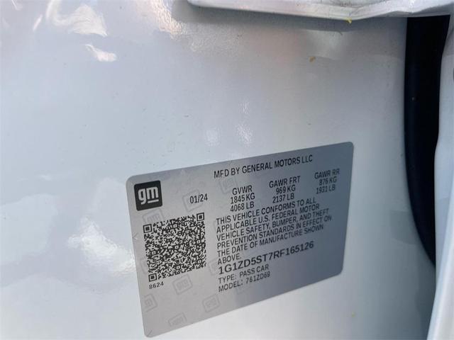 Photo of 2024 Summit White Chevrolet Malibu