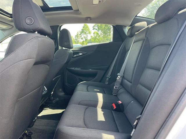 Photo of 2024 Summit White Chevrolet Malibu