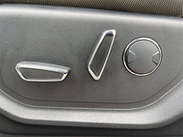Photo of 2017 Oxford White Ford F-150
