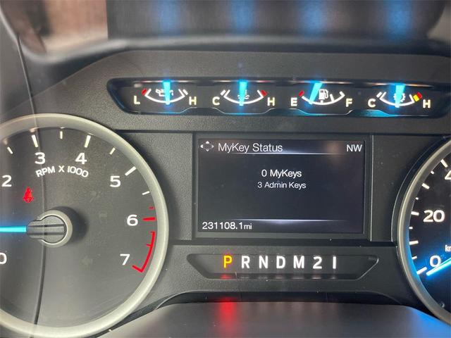 Photo of 2017 Oxford White Ford F-150