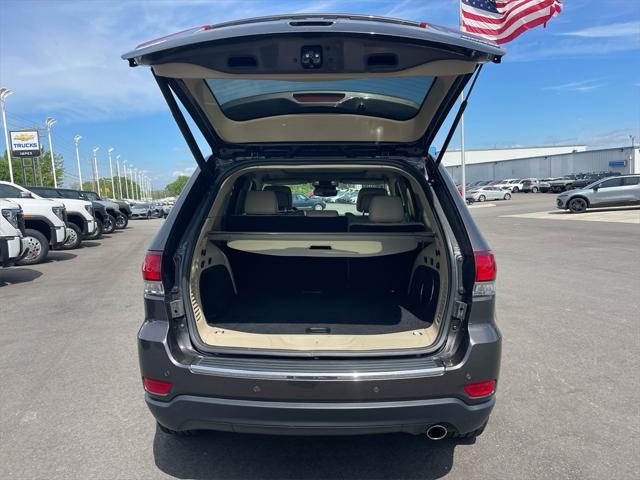 Photo of 2020  Jeep Grand Cherokee