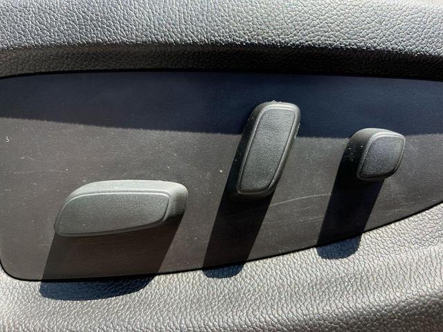 Photo of 2016 Summit White GMC Sierra 3500