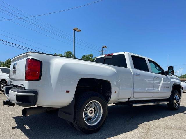 Photo of 2016 Summit White GMC Sierra 3500