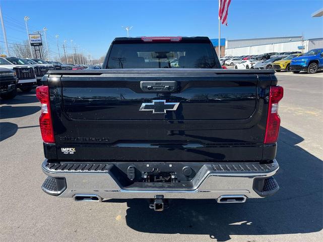 Photo of 2024 Black Chevrolet Silverado 1500