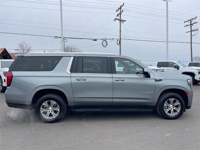 Photo of 2024 Gray GMC Yukon XL
