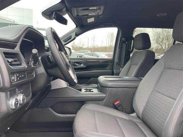 Photo of 2024 Gray GMC Yukon XL