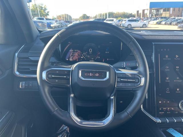 Photo of 2025 White GMC Acadia