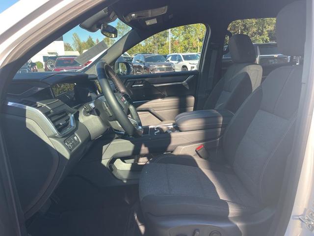 Photo of 2025 White GMC Acadia