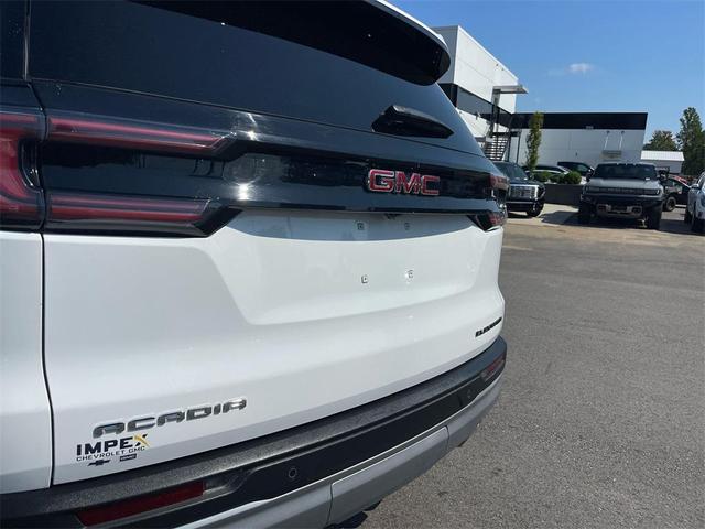 Photo of 2025 Summit White GMC Acadia