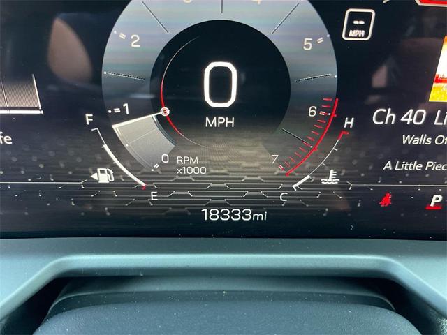 Photo of 2025 Summit White GMC Acadia