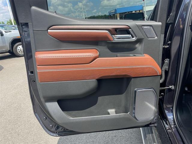 Photo of 2025 Gray GMC Sierra 1500