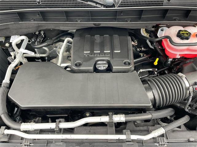 Photo of 2024 Summit White GMC Sierra 1500
