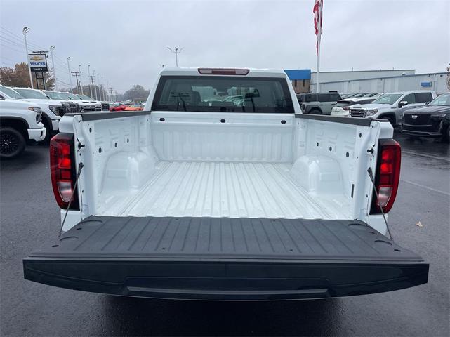 Photo of 2024 Summit White GMC Sierra 1500