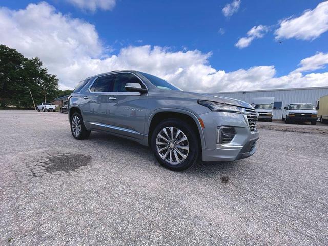 Photo of 2023 Sterling Gray Metallic Chevrolet Traverse