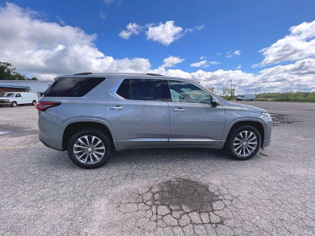 Photo of 2023 Sterling Gray Metallic Chevrolet Traverse
