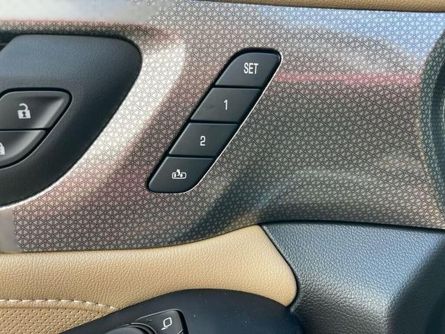 Photo of 2023 Sterling Gray Metallic Chevrolet Traverse