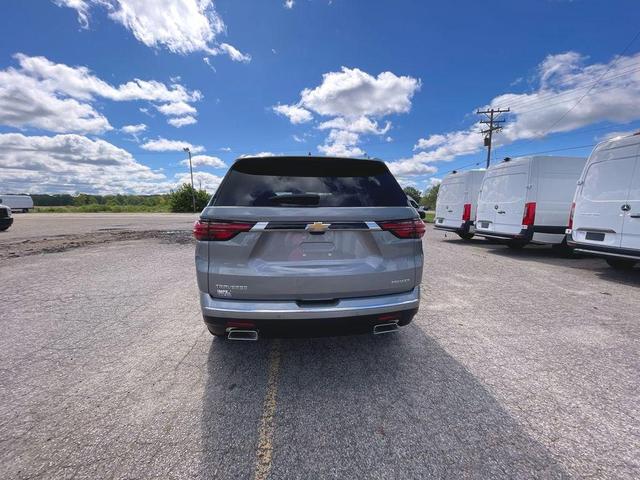 Photo of 2023 Sterling Gray Metallic Chevrolet Traverse