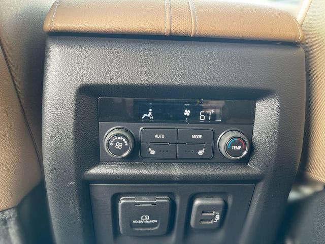 Photo of 2023 Sterling Gray Metallic Chevrolet Traverse