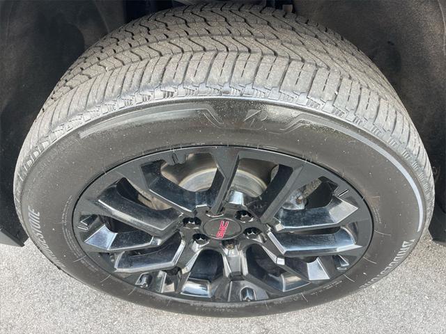Photo of 2023 Onyx Black GMC Yukon