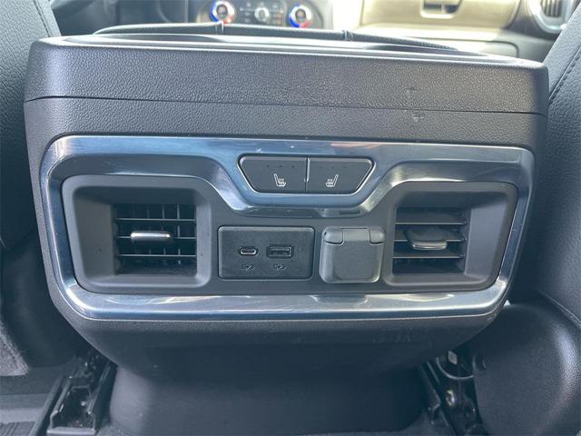 Photo of 2021 White Frost Tricoat GMC Sierra 1500