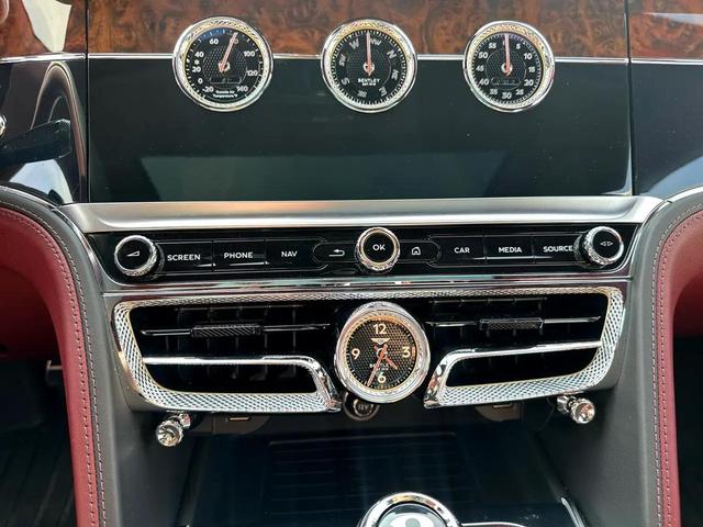 Photo of 2022 Silver Bentley Flying Spur