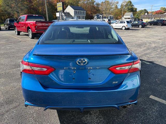 Photo of 2018 Blue Toyota Camry