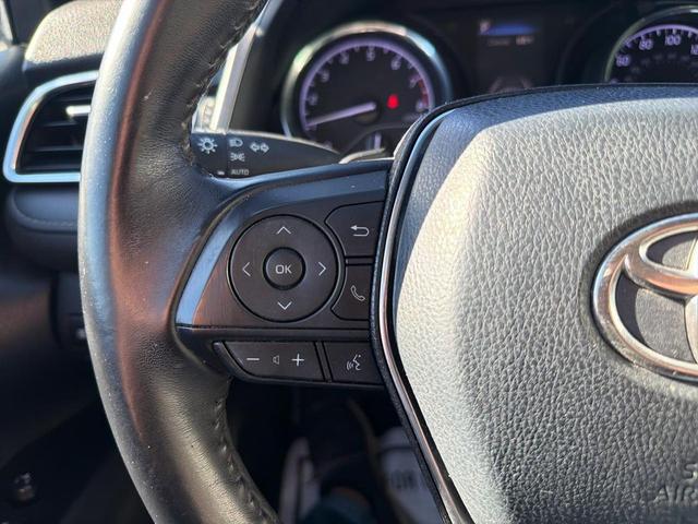 Photo of 2018 Blue Toyota Camry