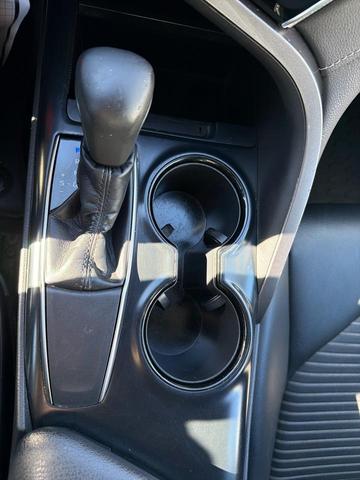 Photo of 2018 Blue Toyota Camry