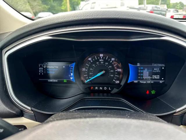 Photo of 2019 Dark Blue Ford Fusion Hybrid