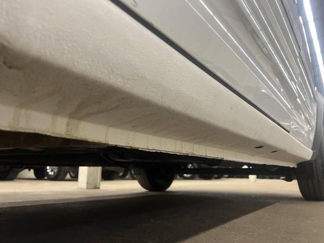 Photo of 2012 Frozen White Ford Transit Connect