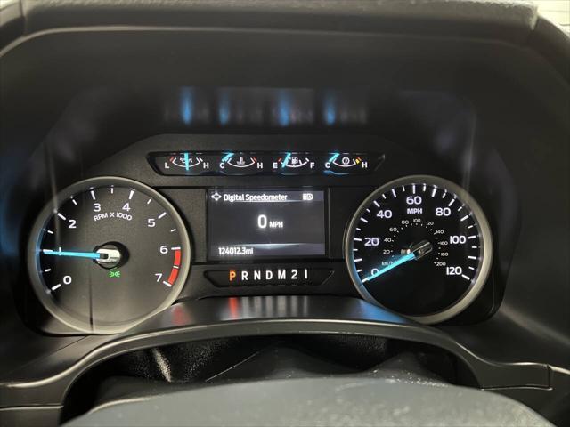 Photo of 2022 Oxford White Ford F-250