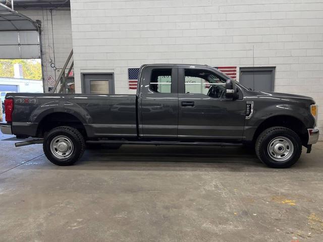 Photo of 2018 Magnetic Metallic Ford F-250