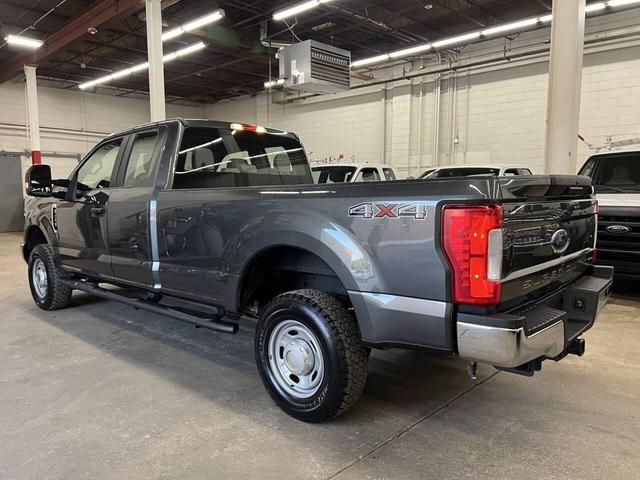 Photo of 2018 Magnetic Metallic Ford F-250