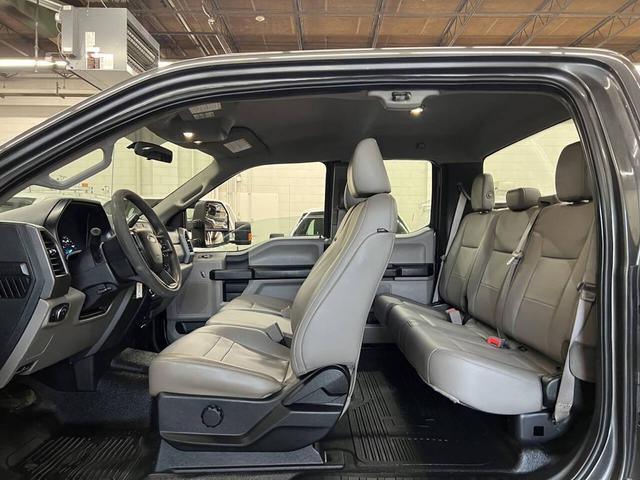 Photo of 2018 Magnetic Metallic Ford F-250