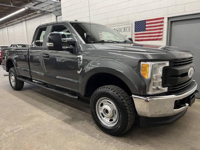 Photo of 2018 Magnetic Metallic Ford F-250