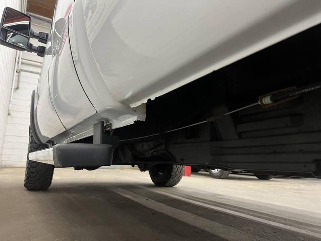 Photo of 2015 Oxford White Ford F-250