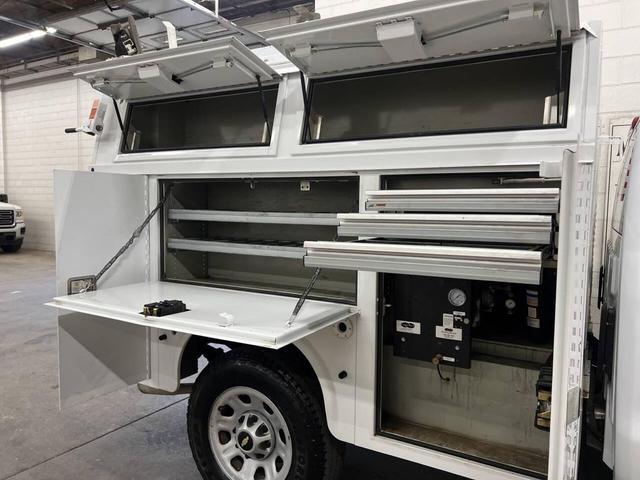 Photo of 2015 Summit White Chevrolet Silverado 3500