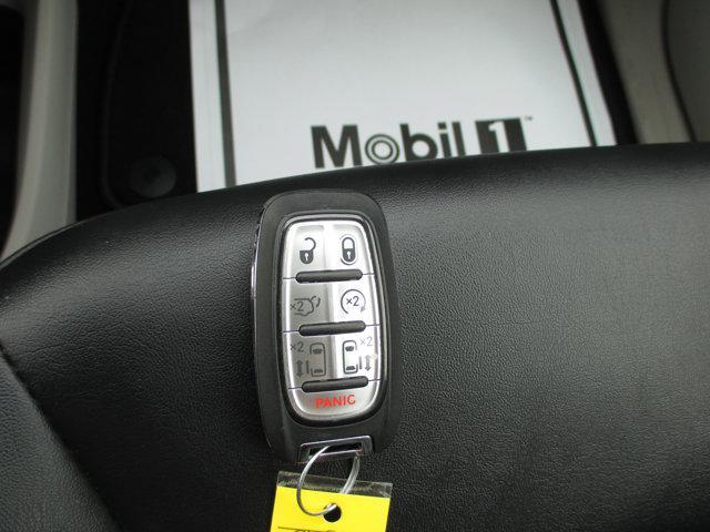 Photo of 2024 Bright White Clearcoat Chrysler Pacifica Hybrid