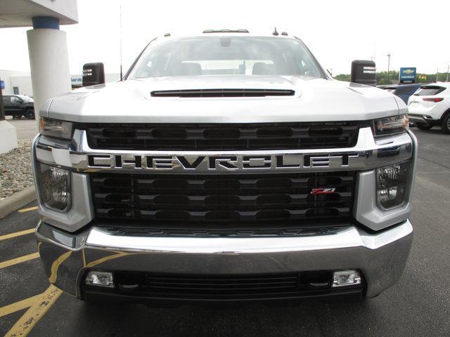 Photo of 2023 Silver Ice Metallic Chevrolet Silverado 2500