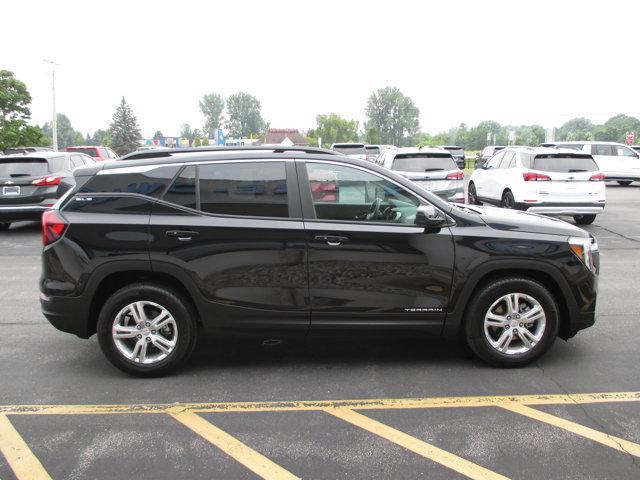 Photo of 2022 Ebony Twilight Metallic GMC Terrain