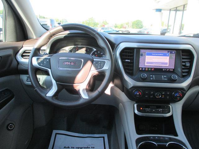Photo of 2021 White Frost Tricoat GMC Acadia
