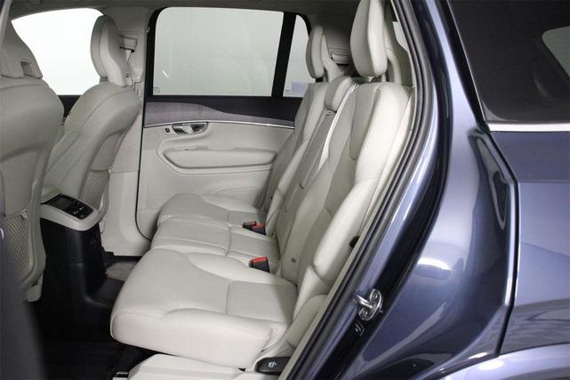 Photo of 2023 Denim Blue Metallic Volvo XC90 Recharge Plug-In Hybrid