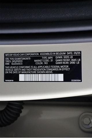 Photo of 2026 Sand Dune Metallic Volvo XC40