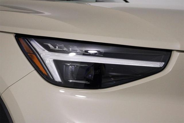 Photo of 2026 Sand Dune Metallic Volvo XC40
